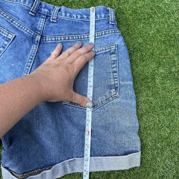 Vintage Y2K Arizona Shorts Size 11 High Rise Button Fly Mom Jean Rolled Hem - Picture 9 of 10